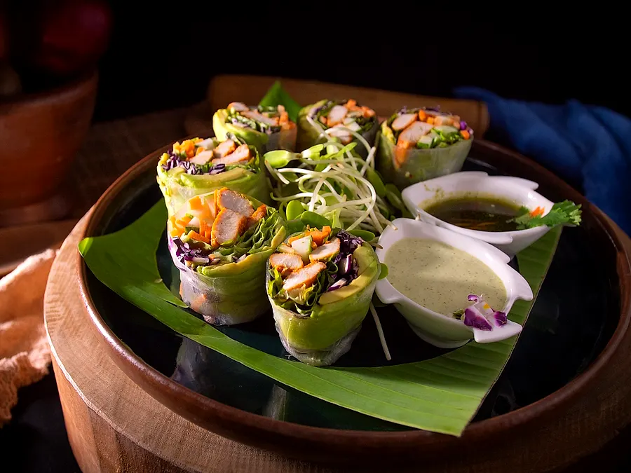 Fresh Chicken Spring Rolls
