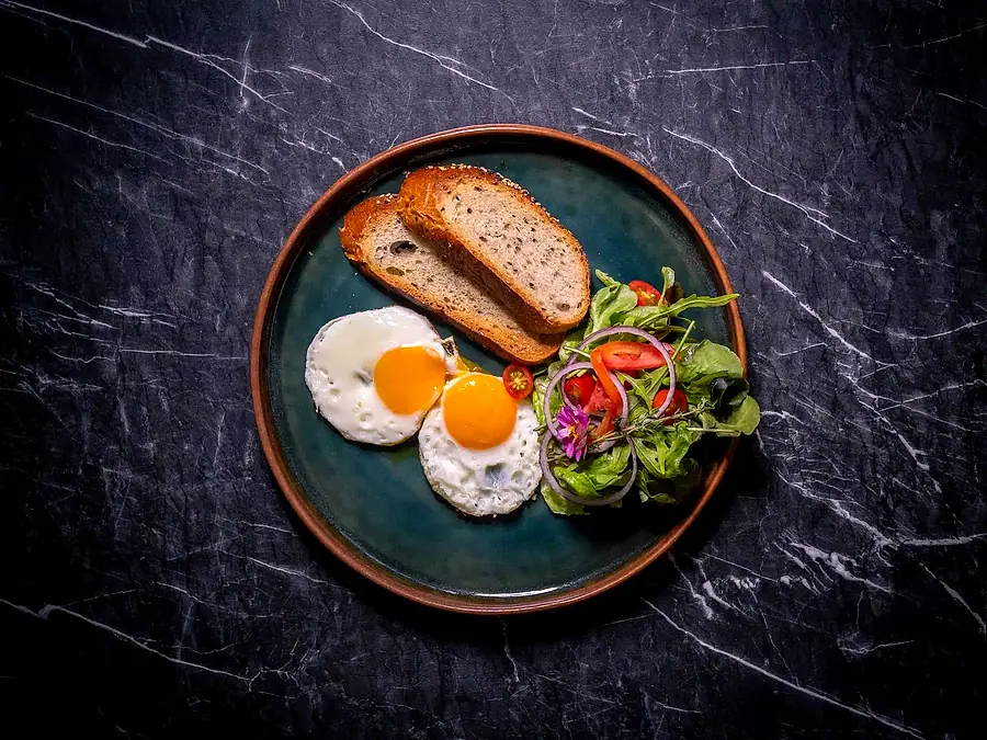 Fried Eggs & Toast