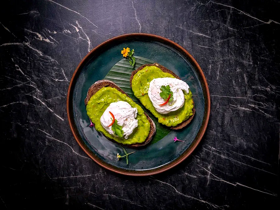 Poached Eggs & Smashed Avocado Toast