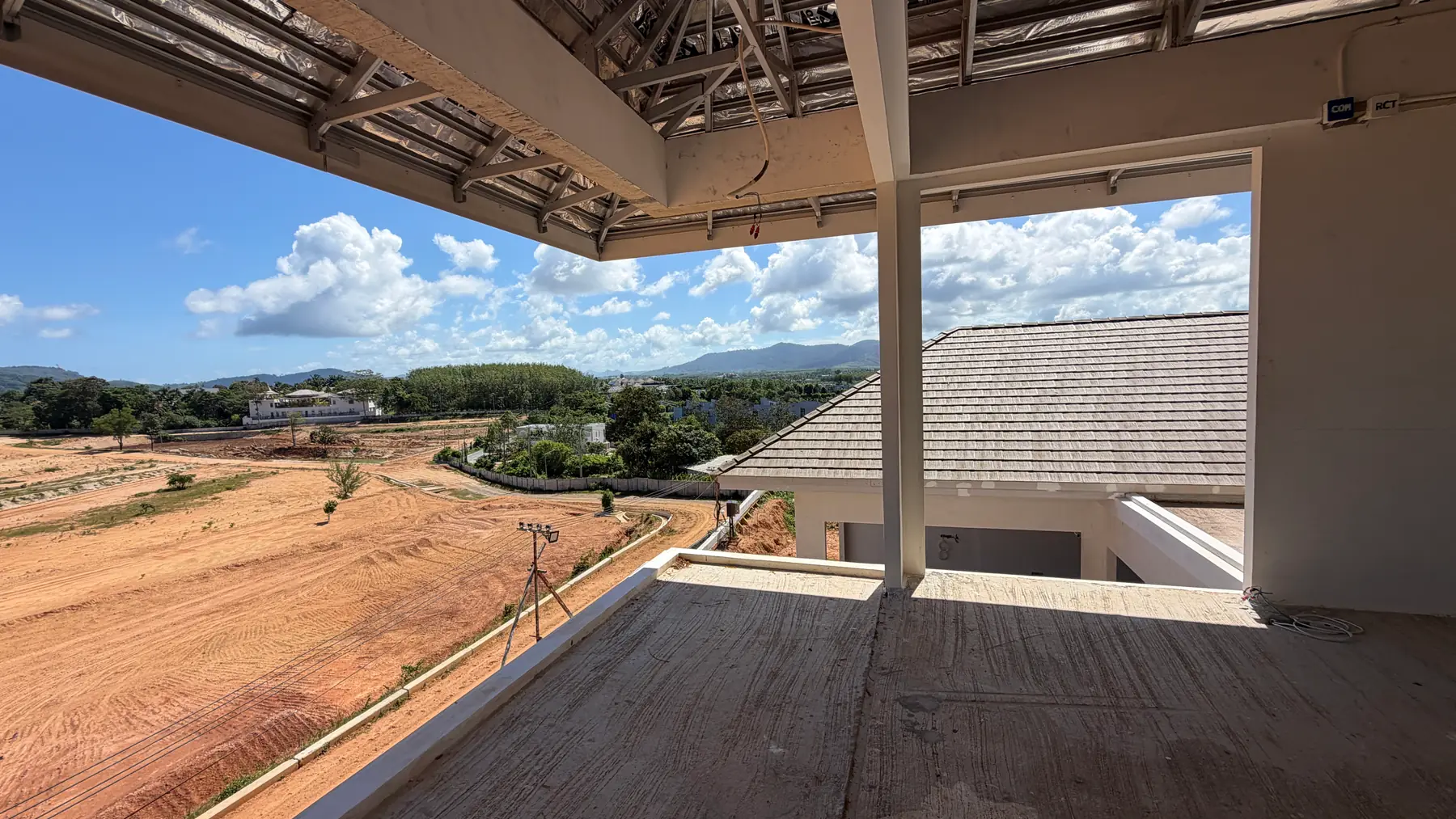 KĀHLĪ Hillside Villas в процессе строительства, 21 июля 2026
