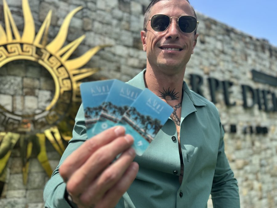 KĀHLĪ Signature Club VIP access cards for Carpe Diem Beach Club Phuket